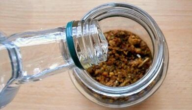 propolis agus mil chun cumhacht a mhéadú